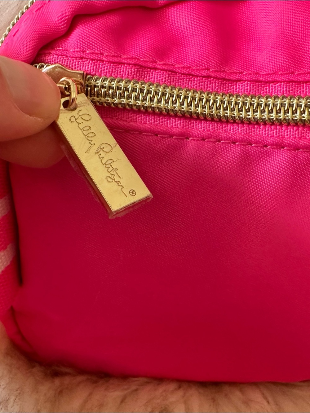 Lilly Pulitzer Neon Pink Nylon Crossbody Belt Bag | Adjustable Strap - Picture 5 of 5